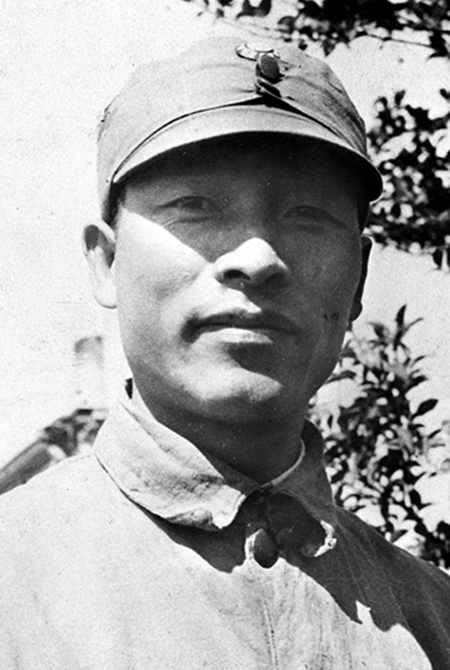 彭雪枫：文武双全的军事家